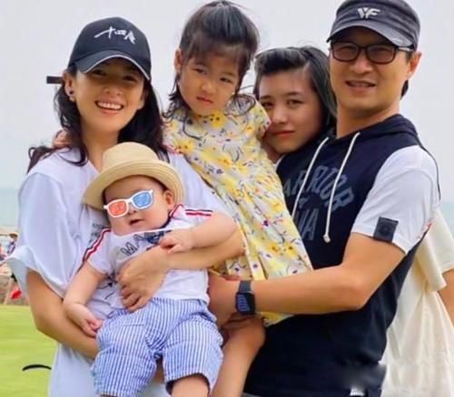 章子怡和汪峰什么时候离的婚 我们没必要过分解读