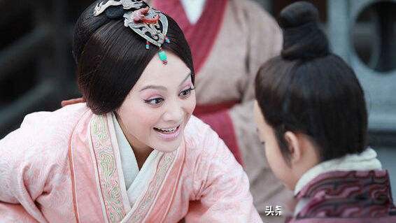 �Լ��͋����ĺ�����ô�������� �њ��ж��ص�����