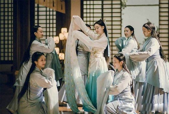 �Լ��͋����İ������ ��һ�ݰ����ǲ������