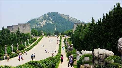 ������ĹΪʲô������ Ǭ����˭��Ĺ