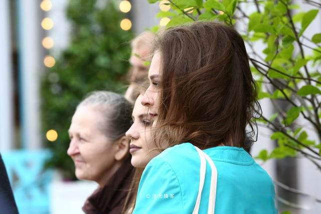 俄罗斯为什么女多男少 多出来的不是妹子是大妈