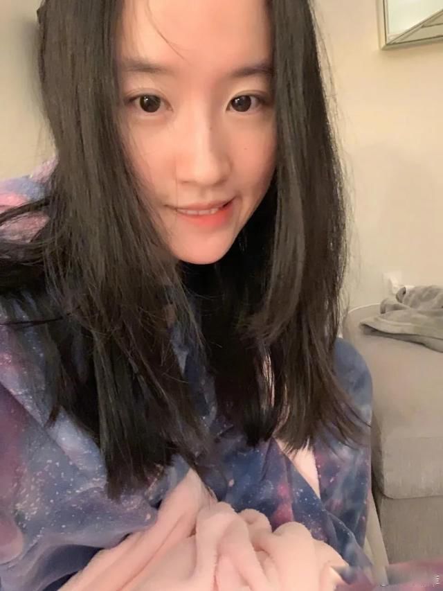 ����˹ΪʲôŮ�ı��еĶ� �ö඼ϲ�������й���չ