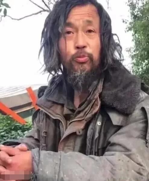 有趣的灵魂百里挑一,好看的皮囊千篇一律什么意思 能戳穿现实