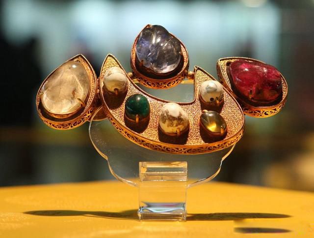 ������˭����Ĺ ���귢��ı�����Ҫ�м���