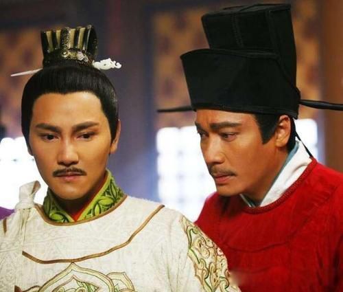 ����Ĺǰ��4������˭ �������������������ݺ����ɵ�