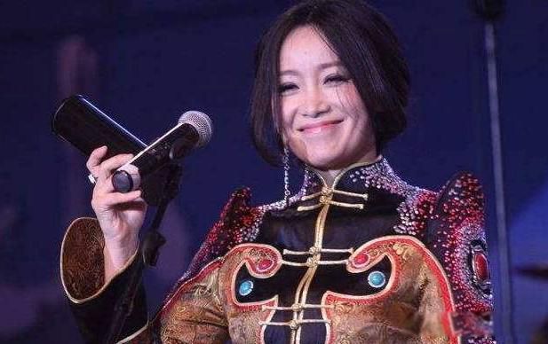 斯琴格日乐和臧天朔爆肛什么意思 他俩的关系堕过胎真的假的