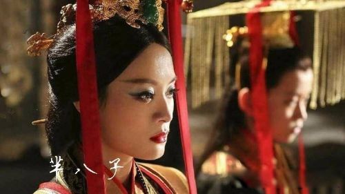 ��������ʼ�ʵ�ʲô�� ����˭������