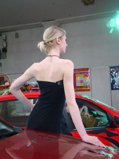 ����˹Ů���к����� 90%��ŷ���˶��к���