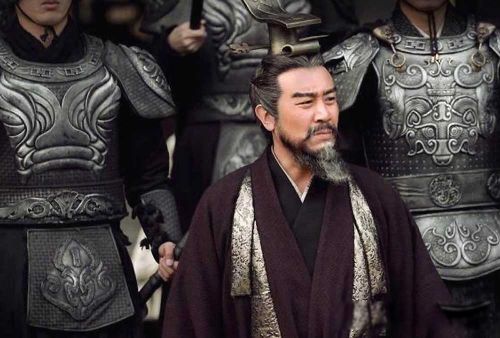 �ܲٵ���˭��Ĺ ������ľ�����Т�����������Ĺ