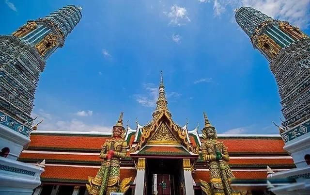 ̩������һ�δ�Ż��Ѷ��� ���ñȸ��Ÿ߳�����