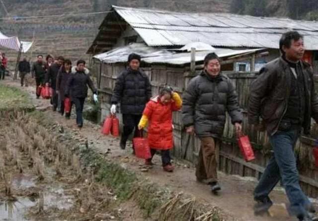 ƶ������������,������ɽ��Զ��ʲô��˼ ��Щ����ƶ����