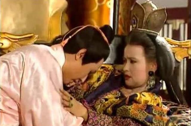 武则天简介及生平事迹 墓前61个无头石像是怎么回事