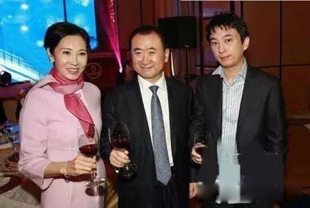 秦奋和王斯聪谁厉害 对比一下二人到底谁有钱