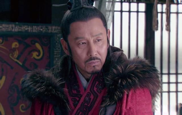 韩信是怎样被杀的 因为造反被杀并且被夷信三族