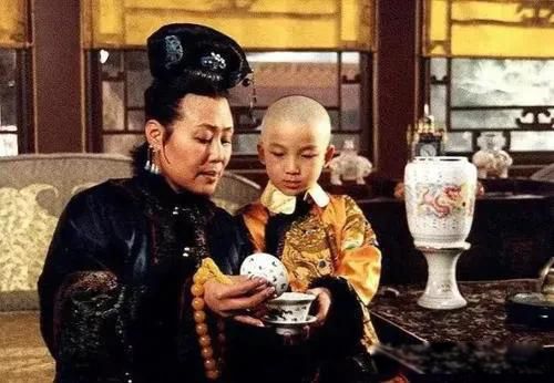 皇太极和努尔哈赤的关系 孝庄是皇太极的老婆