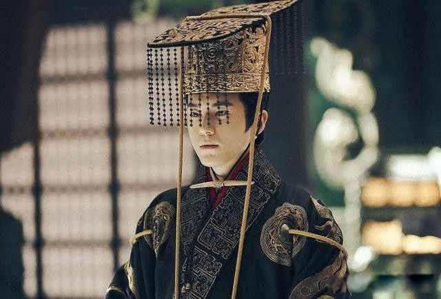 �Լ�һ���ж��ٸ����� ��į��ʢ���¶�����ȥ