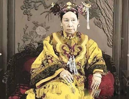 孙殿英东陵盗的宝物最后去哪了 大部分流落海外