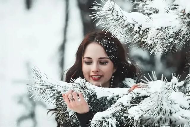 ����˹ΪʲôŮ������ ���Ա�Ů������1000��