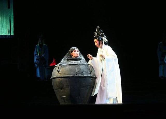 ������ݷ������������������ �����֪��һ������