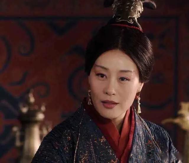 芈八子和秦始皇的关系 她是秦始皇的高祖母