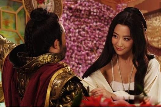 �ܲ�Ϊʲôϲ�����˵���� ��Ϊ�����м��ͺ���һ��