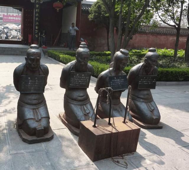 ����Ĺǰ�����������һ�� ����5�˱�4�˵���ʷ����