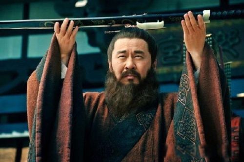 曹操为什么不称帝的原因 至死也没有迈出最后一步