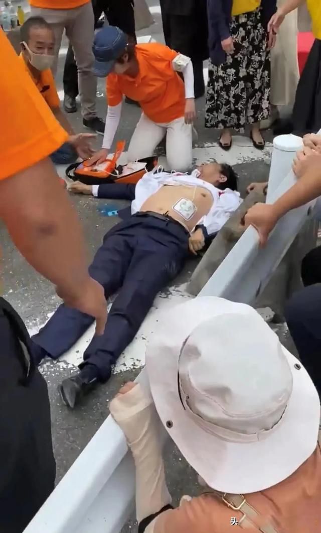 ��������Ů���� ��ͽ�ִ�10��׳��