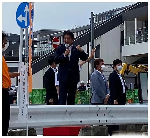 ��������Ů���� ��ͽ�ִ�10��׳��