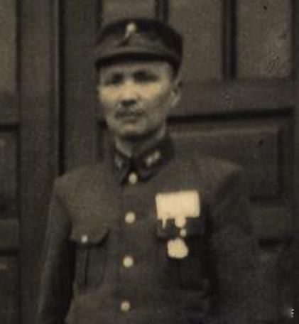 ���Ӣ��ĹʱΪʲôҪ�Ѵ������ϵ��·���������