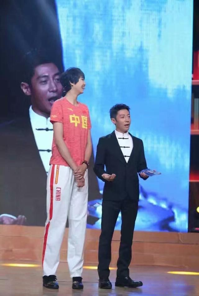 撒贝宁为什么被央视解雇了 很少在中央电视台看到撒贝宁