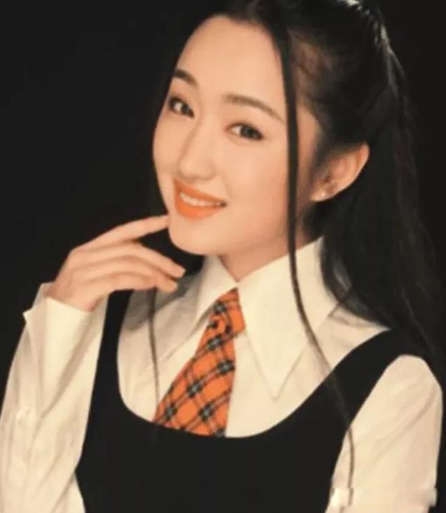 ����ӨΪʲô�иڸ� �����͸¶���Լ���С��