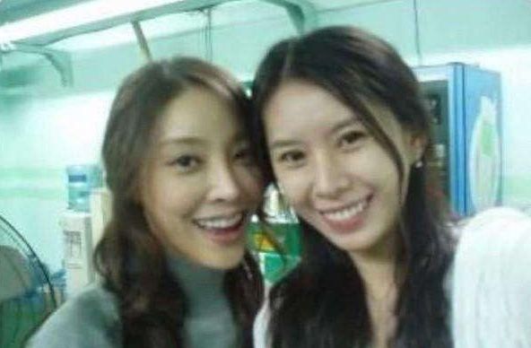 �����Ʒ���Ů���ǵ����ж�ֲ� ���ܼ������Ƕ������