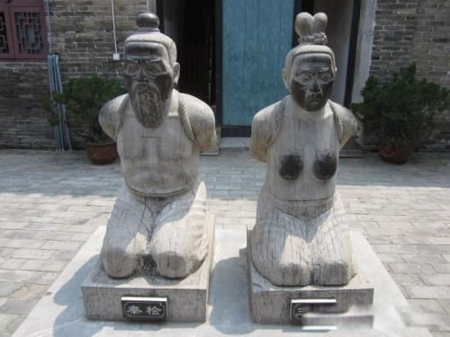 ����Ĺǰ�����������һ�� ��������ֽ����꼭