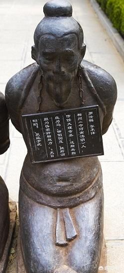 ����Ĺǰ�����������һ�� ��������ֽ����꼭