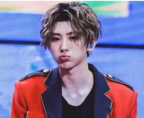 ���ڵ�����һ�㶼��ʲô�Ը� �м������͵��ص�