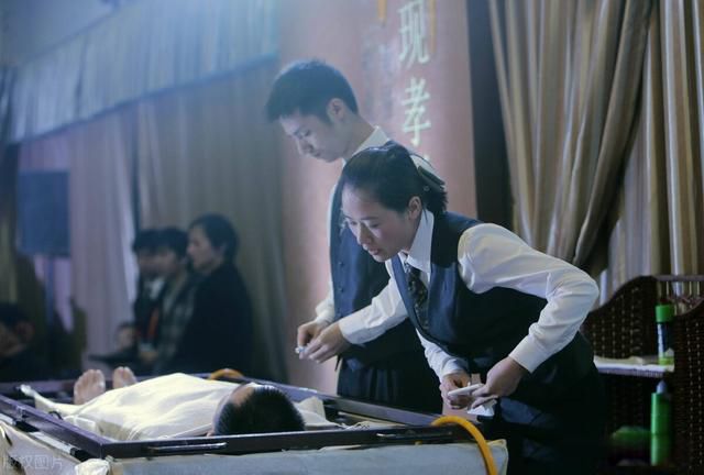 ���᳡�ϰ���˲����� �����ǹݸɻ���˾��Ե���