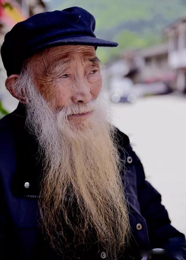 �������ҵ����������� ��ȥ�����˻���ĳ���ط�����