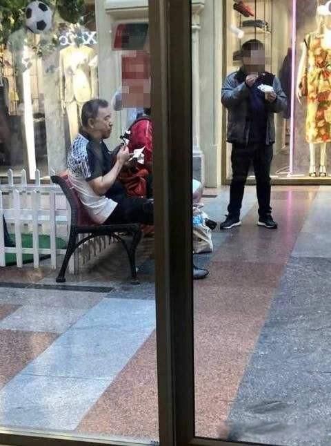 张宏民为什么至今单身 在街上吃一个冰棍就说可怜