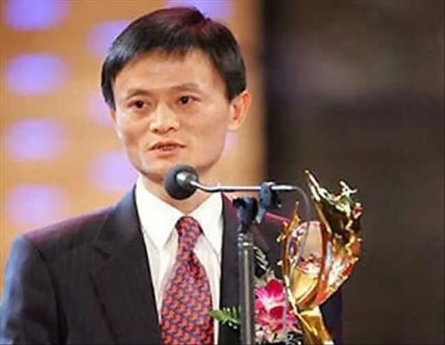 马云说对钱不感兴趣的句子 小撒开始憋笑