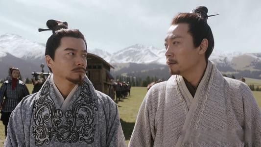 秦始皇是谁的儿子 仲父和假父都是想绿异人