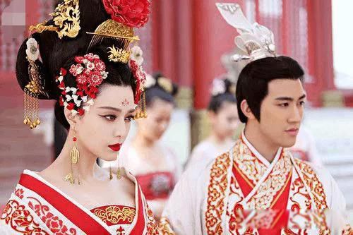 61具无头石像 乾陵前的无头守灵人