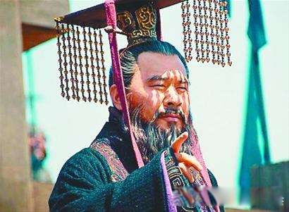 曹操为什么不称帝 长期挟天子以令诸侯的原因