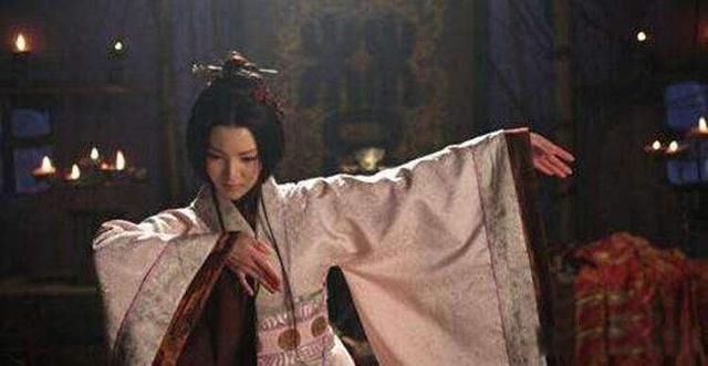 吕雉把戚夫人做成人彘 背发凉的争权故事