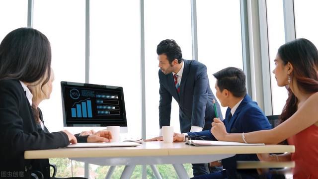 ��ѧ�ľ�ͷ����ѧ ���ֹ۵��ǲ��Ե�