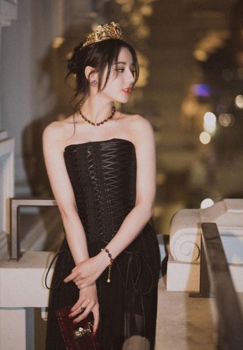萝莉是什么意思 较为普及的萝莉衣着三大条