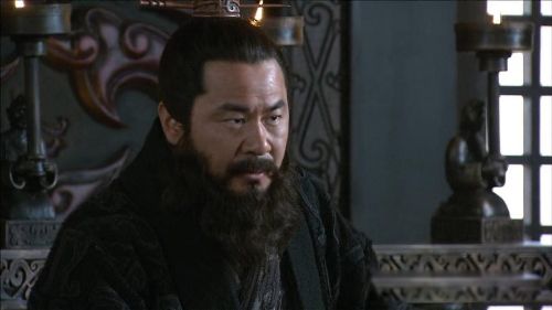 �ܲٵ�Ĺ�ľ��Ž�ʲô ����Уξ��ְȷ������