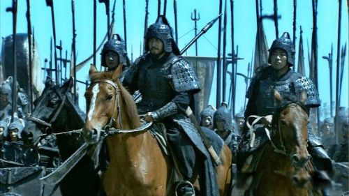 �ܲٵ�Ĺ�ľ��Ž�ʲô ����Уξ��ְȷ������