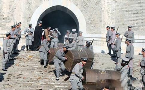 ���Ӣ������ı������ȥ���� ����������:�лߺ�����