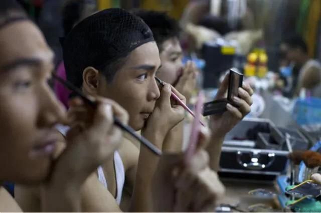 泰国人妖是怎么形成 关于人妖的起源有几种说法